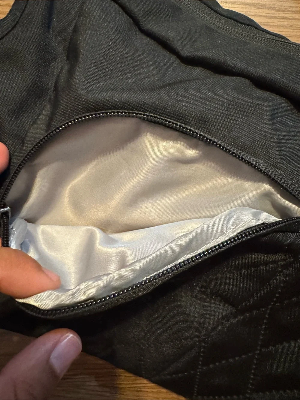 Doona Quilted Black Essentials Bag READ DESCRIPTION